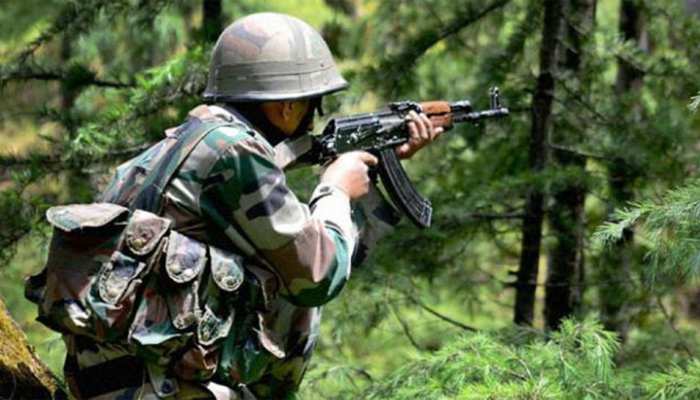 जवाबी कार्रवाई का डर, LoC के पास बने आतंकी कैंप पाक सेना के बेस में शिफ्ट किए गए: सूत्र जवाबी कार्रवाई का डर, LoC के पास बने आतंकी कैंप पाक सेना के बेस में शिफ्ट किए गए: सूत्र