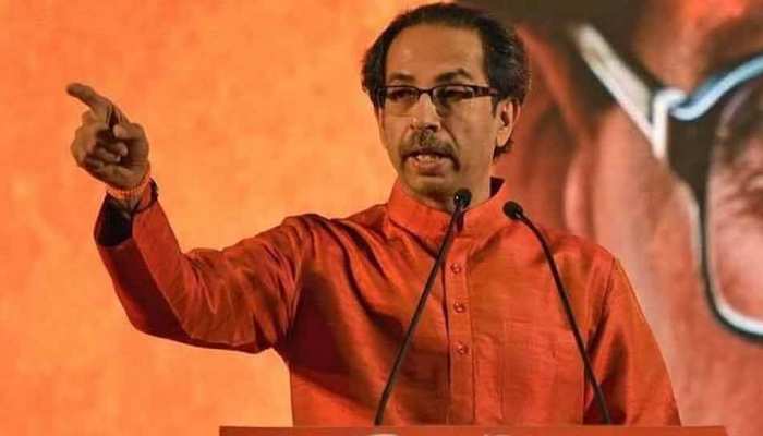 शिवसेना ने सरकार को ‘चुनावी फायदे के लिए युद्ध’ संबंधी बयानबाजी को लेकर आगाह किया शिवसेना ने सरकार को ‘चुनावी फायदे के लिए युद्ध’ संबंधी बयानबाजी को लेकर आगाह किया