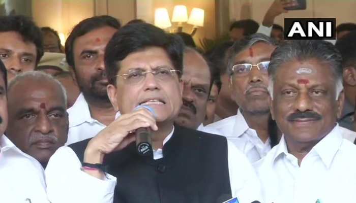 महाराष्ट्र के बाद तमिलनाडु में बीजेपी का AIADMK से गठबंधन, 5 सीटों पर लड़ेगी चुनाव महाराष्ट्र के बाद तमिलनाडु में बीजेपी का AIADMK से गठबंधन, 5 सीटों पर लड़ेगी चुनाव