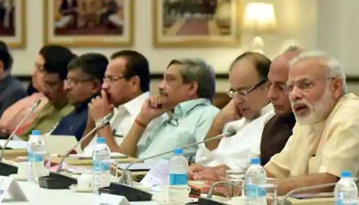केंद्रीय कर्मचारियों के लिए खुशखबरी, महंगाई भत्ता 3 फीसदी बढ़ा, 1.1 करोड़ कर्मचारियों को मिलेगा फायदा केंद्रीय कर्मचारियों के लिए खुशखबरी, महंगाई भत्ता 3 फीसदी बढ़ा, 1.1 करोड़ कर्मचारियों को मिलेगा फायदा