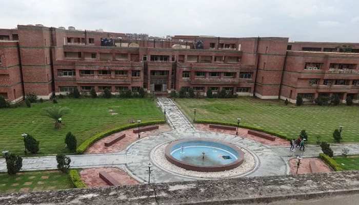 NSUT में कुलपति की नियुक्ति को लेकर दिल्ली हाईकोर्ट ने मांगा जवाब NSUT में कुलपति की नियुक्ति को लेकर दिल्ली हाईकोर्ट ने मांगा जवाब