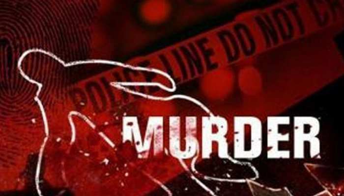 शर्मनाक: बहस के बाद बेटे ने मां के सिर पर मारा सिलेंडर, मौत शर्मनाक: बहस के बाद बेटे ने मां के सिर पर मारा सिलेंडर, मौत