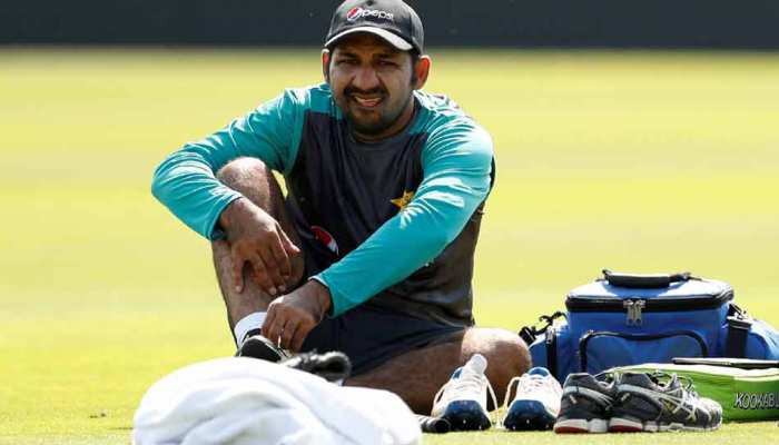 World Cup 2019: विश्व कप में बायकॉट की खबरों के बीच पाकिस्तानी कप्तान सरफराज ने की यह अपील... World Cup 2019: विश्व कप में बायकॉट की खबरों के बीच पाकिस्तानी कप्तान सरफराज ने की यह अपील...
