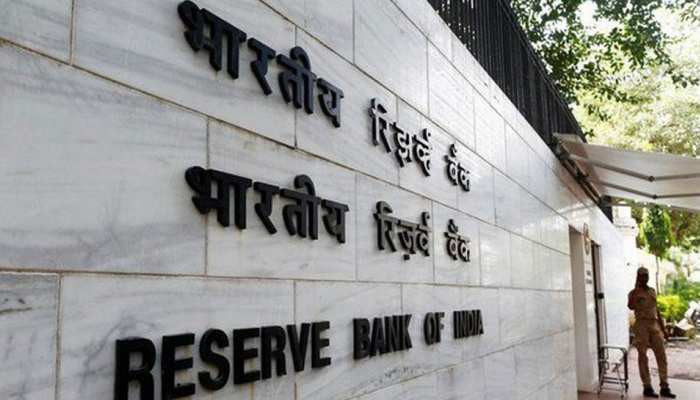 मार्च में कम हो सकती है आपकी EMI, आरबीआई से बैंकों का वादा मार्च में कम हो सकती है आपकी EMI, आरबीआई से बैंकों का वादा