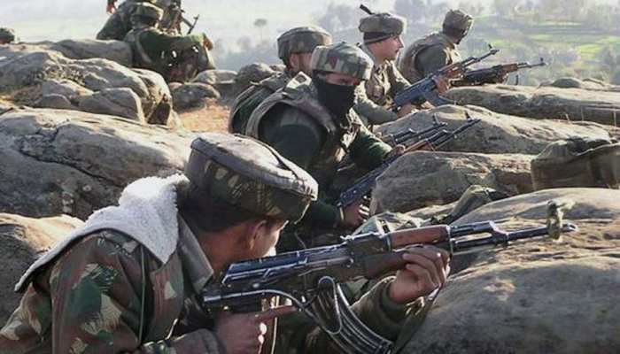 पाकिस्तान ने अखनूर सेक्टर में करीब 4 घंटे की गोलीबारी, भारत ने दिया मुंहतोड़ जवाब पाकिस्तान ने अखनूर सेक्टर में करीब 4 घंटे की गोलीबारी, भारत ने दिया मुंहतोड़ जवाब