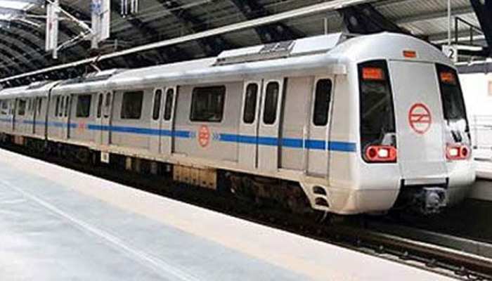 नोएडा: दिल्ली मेट्रो के ब्लू लाइन विस्तार को मंजूरी, कल PM मोदी कर सकते हैं शुरू नोएडा: दिल्ली मेट्रो के ब्लू लाइन विस्तार को मंजूरी, कल PM मोदी कर सकते हैं शुरू