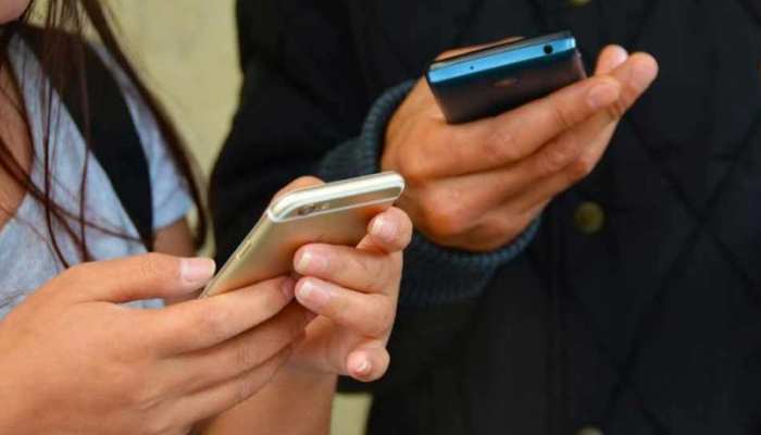 यहां 5300 रुपये में मिलता है 1 GB डाटा, भारत में सबसे सस्ता इंटरनेट रेट यहां 5300 रुपये में मिलता है 1 GB डाटा, भारत में सबसे सस्ता इंटरनेट रेट