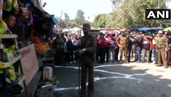 जम्मू में ग्रेनेड हमले की पहले से थी आतंकी साजिश, खुफिया इनपुट भी था : सूत्र जम्मू में ग्रेनेड हमले की पहले से थी आतंकी साजिश, खुफिया इनपुट भी था : सूत्र