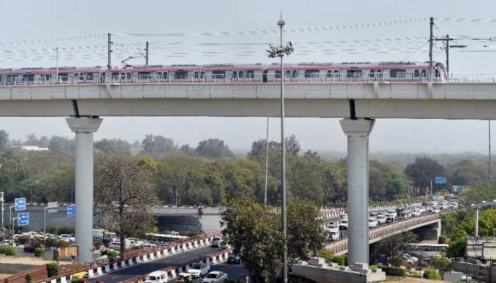 दिल्ली मेट्रो फेज-4 के तीन कॉरिडोर को मंजूरी, जानें कौन से नए स्टेशन बनेंगे दिल्ली मेट्रो फेज-4 के तीन कॉरिडोर को मंजूरी, जानें कौन से नए स्टेशन बनेंगे