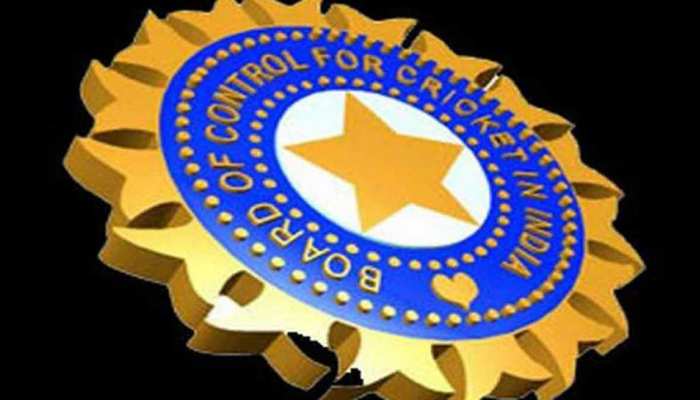 पाकिस्तान सुपर लीग के फाइनल मैच में BCCI नहीं करेगा शिरकत, PCB के निमंत्रण को ठुकराया पाकिस्तान सुपर लीग के फाइनल मैच में BCCI नहीं करेगा शिरकत, PCB के निमंत्रण को ठुकराया