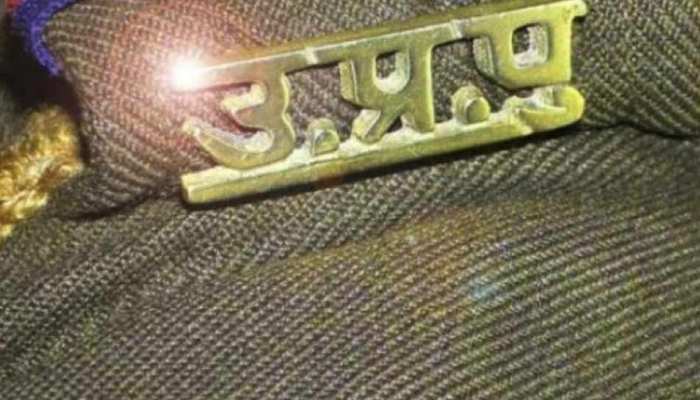 नोएडा: आचार संहिता का उल्लंघन, दो वैनों से 1.60 करोड़ से ज्यादा की राशि जब्त नोएडा: आचार संहिता का उल्लंघन, दो वैनों से 1.60 करोड़ से ज्यादा की राशि जब्त