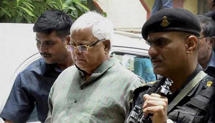 लालू यादव के वार्ड की जांच पर बोले अधिकारी, कहा- यह कोई छापेमारी नहीं थी लालू यादव के वार्ड की जांच पर बोले अधिकारी, कहा- यह कोई छापेमारी नहीं थी