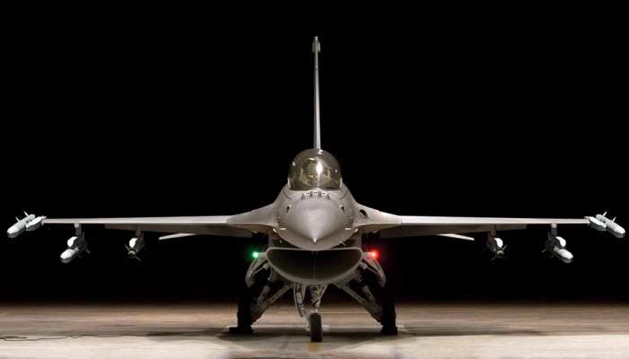 बौखलाए पाकिस्तान ने बनाई F16 की नई स्क्वाड्रन, भारत-पाक सीमा पर बढ़ाएगा तैनाती बौखलाए पाकिस्तान ने बनाई F16 की नई स्क्वाड्रन, भारत-पाक सीमा पर बढ़ाएगा तैनाती