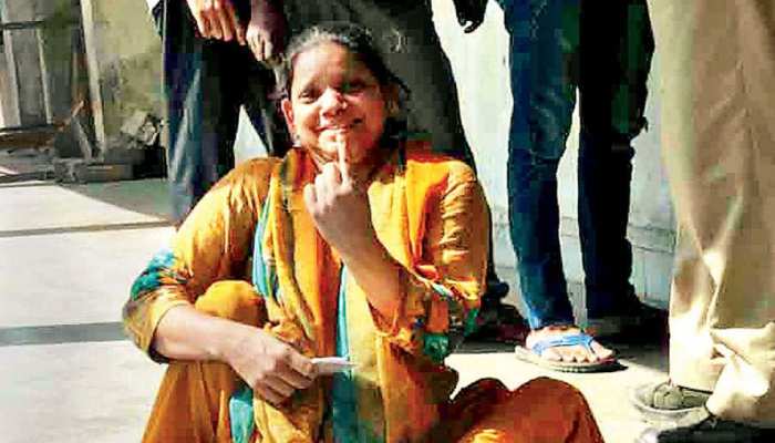 महाराष्ट्र में EC ने ज्यादा दिव्यांग मतदाताओं के लिए विशेष इंतजाम किए महाराष्ट्र में EC ने ज्यादा दिव्यांग मतदाताओं के लिए विशेष इंतजाम किए