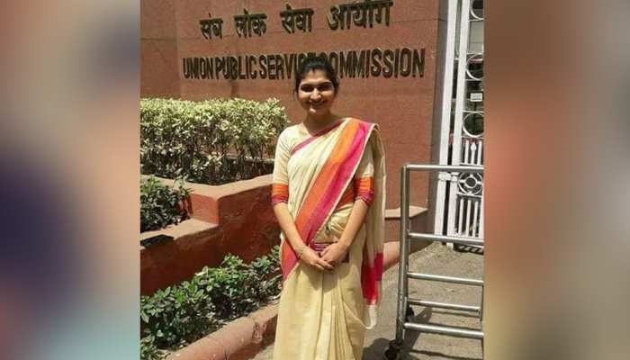 UPSC में छत्तीसगढ़ के होनहारों ने किया कमाल, दंतेवाड़ा की नम्रता जैन को मिली 12वीं रैंक UPSC में छत्तीसगढ़ के होनहारों ने किया कमाल, दंतेवाड़ा की नम्रता जैन को मिली 12वीं रैंक