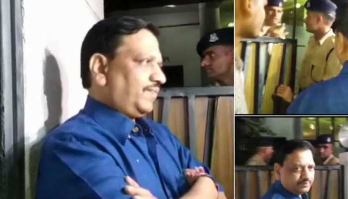 इंदौर: कक्कड़ के घर में CRPF के जवान और बाहर MP पुलिस के कर्मी, मौके पर पहुंचीं एसएसपी इंदौर: कक्कड़ के घर में CRPF के जवान और बाहर MP पुलिस के कर्मी, मौके पर पहुंचीं एसएसपी