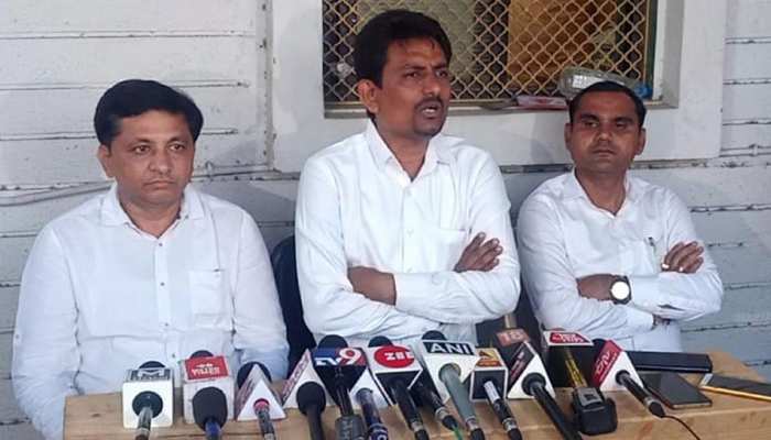 गुजरात : अल्पेश ठाकोर ने कांग्रेस छोड़ी, बीजेपी में शामिल होने पर दिया यह जबाव गुजरात : अल्पेश ठाकोर ने कांग्रेस छोड़ी, बीजेपी में शामिल होने पर दिया यह जबाव