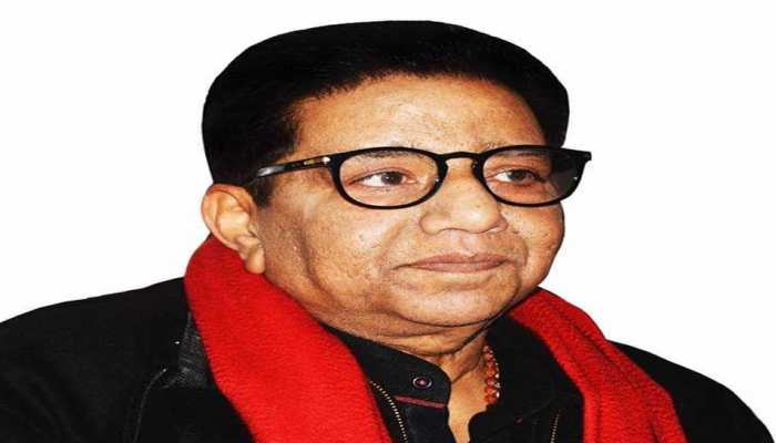 बिहार : दूसरे चरण के सबसे अमीर प्रत्याशी हैं उदय सिंह, पत्नी के पास उनसे भी अधिक संपत्ति बिहार : दूसरे चरण के सबसे अमीर प्रत्याशी हैं उदय सिंह, पत्नी के पास उनसे भी अधिक संपत्ति