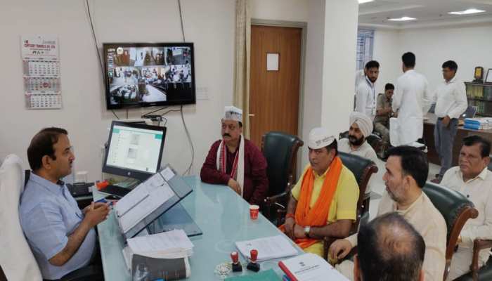 लोकसभा चुनाव 2019: दिल्ली में AAP उम्मीदवार का हलफनामा पाया गया 'अधूरा' लोकसभा चुनाव 2019: दिल्ली में AAP उम्मीदवार का हलफनामा पाया गया 'अधूरा'