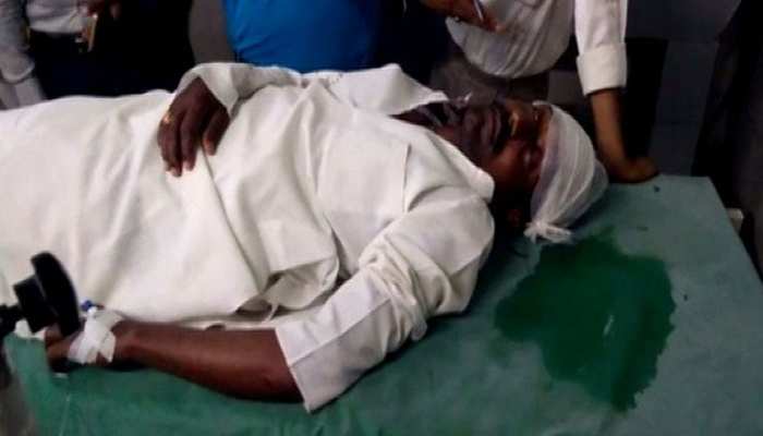 मथुरा में मतदान के दिन चुनावी रंजिश में BJP नेता पर जानलेवा हमला, सपा पर आरोप मथुरा में मतदान के दिन चुनावी रंजिश में BJP नेता पर जानलेवा हमला, सपा पर आरोप
