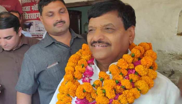शिवपाल बोले- 'नेताजी ने हमें कहा था नई पार्टी बनाने के लिए' शिवपाल बोले- 'नेताजी ने हमें कहा था नई पार्टी बनाने के लिए'