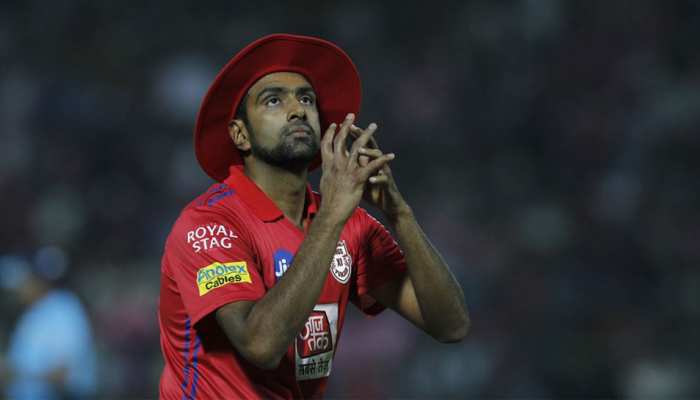 IPL 2019: आर अश्विन पर लगा केवल 12 लाख का जुर्माना, IPL ने कहा- यह पहला अपराध है IPL 2019: आर अश्विन पर लगा केवल 12 लाख का जुर्माना, IPL ने कहा- यह पहला अपराध है