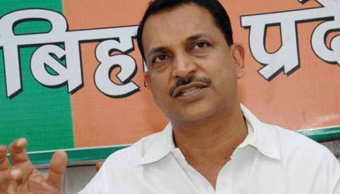 सारण: राजीव प्रताप रूडी का महिलाओं ने किया विरोध, कहा- 'यहां तो बुनियादी सुविधाएं भी नहीं' सारण: राजीव प्रताप रूडी का महिलाओं ने किया विरोध, कहा- 'यहां तो बुनियादी सुविधाएं भी नहीं'