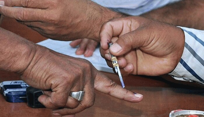 बिहार में तीसरे चरण का मतदान कल, 5 लोकसभा सीटों पर सभी तैयारियां पूरी बिहार में तीसरे चरण का मतदान कल, 5 लोकसभा सीटों पर सभी तैयारियां पूरी