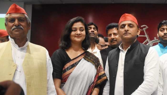 वाराणसी से सपा ने शालिनी यादव को बनाया प्रत्याशी, पीएम मोदी के खिलाफ लड़ेंगी चुनाव वाराणसी से सपा ने शालिनी यादव को बनाया प्रत्याशी, पीएम मोदी के खिलाफ लड़ेंगी चुनाव