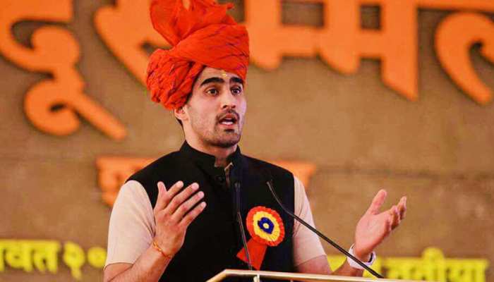 बॉक्सर विजेंदर सिंह को कांग्रेस ने दिया दक्षिण दिल्ली से टिकट, रमेश बिधूड़ी से होगा मुकाबला बॉक्सर विजेंदर सिंह को कांग्रेस ने दिया दक्षिण दिल्ली से टिकट, रमेश बिधूड़ी से होगा मुकाबला