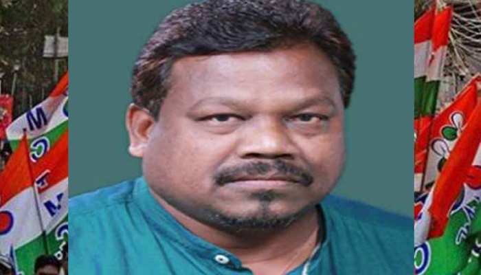 अलीपुरद्वार सीट पर BJP या आरएसपी कौन देगा दशरथ तिर्की को मात? अलीपुरद्वार सीट पर BJP या आरएसपी कौन देगा दशरथ तिर्की को मात?
