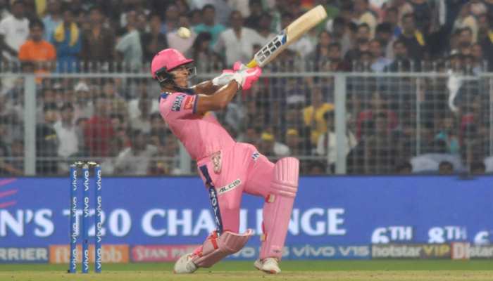 VIDEO: IPL में हार्दिक के बाद इस यंग प्लेयर ने भी लगाया धोनी की तरह हेलीकॉप्टर शॉट VIDEO: IPL में हार्दिक के बाद इस यंग प्लेयर ने भी लगाया धोनी की तरह हेलीकॉप्टर शॉट