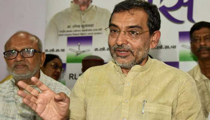 विवादित बयान में बुरे फंसे उपेंद्र कुशवाहा, निर्दलीय उम्मीदवार ने दायर किया परिवाद विवादित बयान में बुरे फंसे उपेंद्र कुशवाहा, निर्दलीय उम्मीदवार ने दायर किया परिवाद