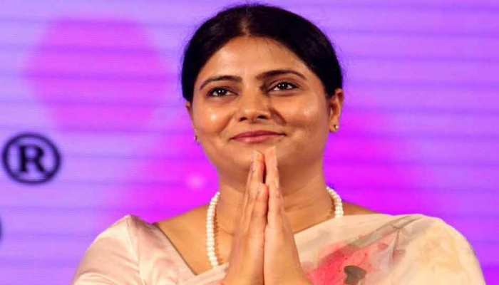 मिर्जापुर लोकसभा सीट: दांव पर लगी है अनुप्रिया पटेल की साख, महागठबंधन देगा कड़ी चुनौती मिर्जापुर लोकसभा सीट: दांव पर लगी है अनुप्रिया पटेल की साख, महागठबंधन देगा कड़ी चुनौती