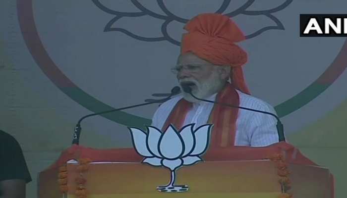 राजस्थान में बोले PM मोदी: अजहर को आतंकवादी घोषित किए जाने से कांग्रेस परेशान है राजस्थान में बोले PM मोदी: अजहर को आतंकवादी घोषित किए जाने से कांग्रेस परेशान है
