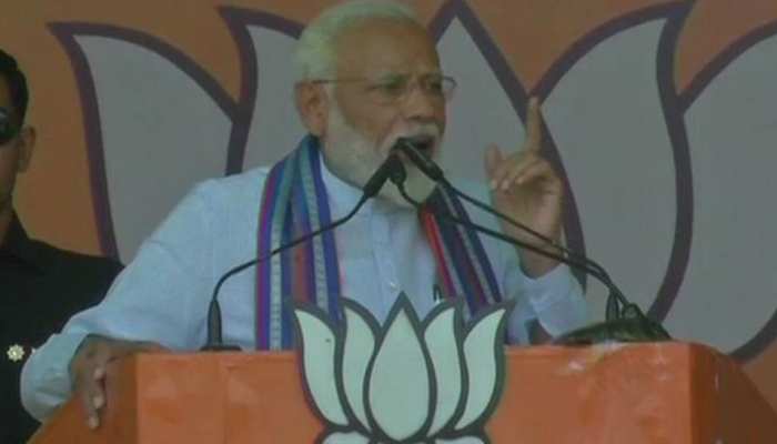 PM मोदी का राहुल पर निशाना, 'मैं भारत के लिए जिया, मेरी 50 साल की तपस्या धूल में नहीं मिला सकते' PM मोदी का राहुल पर निशाना, 'मैं भारत के लिए जिया, मेरी 50 साल की तपस्या धूल में नहीं मिला सकते'