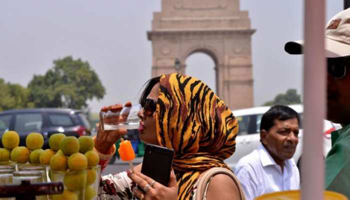 ये हैं गर्मियों में होने वाली घातक बीमारियां, जानें इससे बचने के आसान घरेलू तरीके ये हैं गर्मियों में होने वाली घातक बीमारियां, जानें इससे बचने के आसान घरेलू तरीके