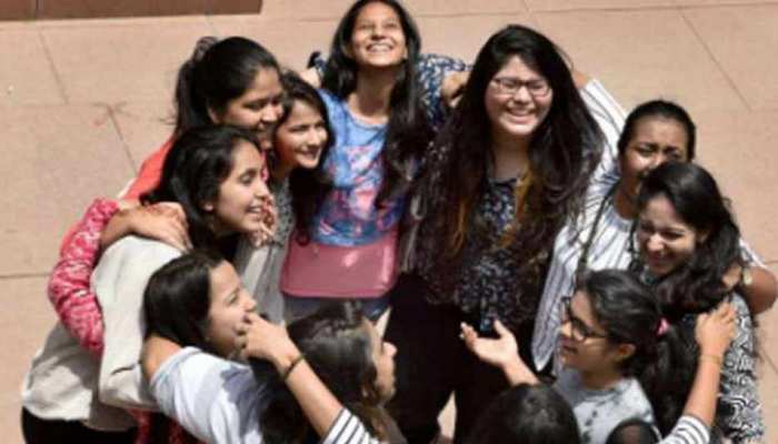 CBSE Class 10th Result 2019 :10वीं का रिजल्ट जारी, 91.1 % छात्रों को मिली सफलता CBSE Class 10th Result 2019 :10वीं का रिजल्ट जारी, 91.1 % छात्रों को मिली सफलता