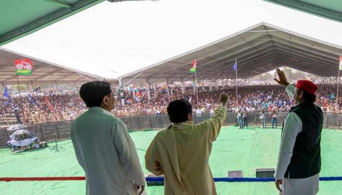 अखिलेश के लिए मायावती ने मांगे वोट, कहा- 'जाति के हिसाब से महामिलावटी PM मोदी हैं' अखिलेश के लिए मायावती ने मांगे वोट, कहा- 'जाति के हिसाब से महामिलावटी PM मोदी हैं'