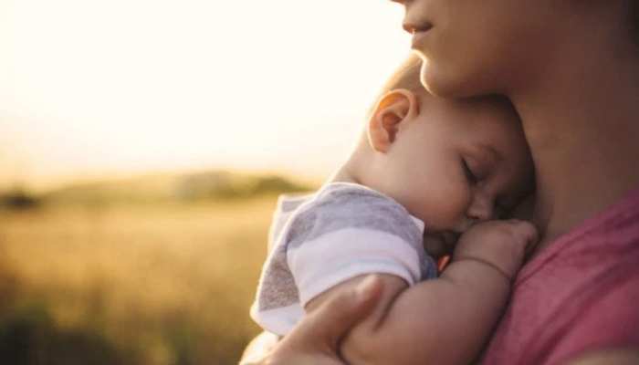 मां के साथ प्रेम के अटूट रिश्ते को सेलिब्रेट करने का दिन है Mother's Day मां के साथ प्रेम के अटूट रिश्ते को सेलिब्रेट करने का दिन है Mother's Day