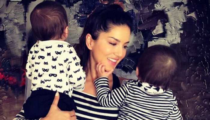 Sunny Leone Shares Photo Making Food For Her Sons At Jaipur Photo सन ल य न न ब ट क ल ए बन य ट स ट ख न ब ल कभ कभ म क म लत ह Hindi News ब ल व ड