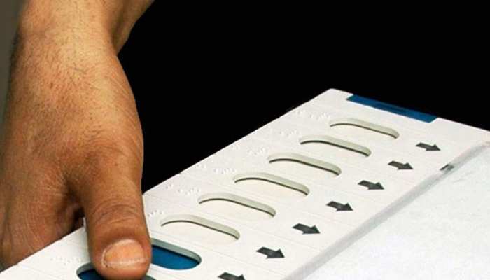 कोप्पल लोकसभा सीट: बीजेपी के कराडी संगन्ना की निगाहें बीजेपी को तीसरी जीत दिलाने पर कोप्पल लोकसभा सीट: बीजेपी के कराडी संगन्ना की निगाहें बीजेपी को तीसरी जीत दिलाने पर