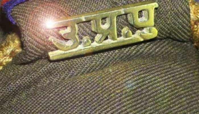 शाहजहांपुर: दो वाहनों के बीच भिड़त, ग्रामीणों ने बाइक सवार को पीट-पीटकर मार डाला शाहजहांपुर: दो वाहनों के बीच भिड़त, ग्रामीणों ने बाइक सवार को पीट-पीटकर मार डाला