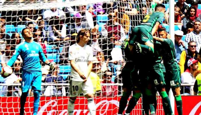 La Liga: रियल मैड्रिड सीजन के आखिरी मैच में बेतिस से हारा, बार्सिलोना चैंपियन La Liga: रियल मैड्रिड सीजन के आखिरी मैच में बेतिस से हारा, बार्सिलोना चैंपियन