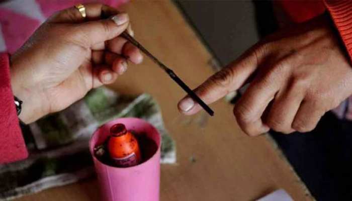 लोकसभा चुनाव 2019 : आरएसएस का गढ़ है नागपुर, लेकिन कांग्रेस का रहा है दबदबा लोकसभा चुनाव 2019 : आरएसएस का गढ़ है नागपुर, लेकिन कांग्रेस का रहा है दबदबा