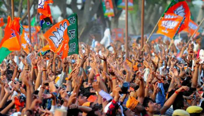 ओडिशा में बीजेपी का अच्छा प्रदर्शन, इतने सीटों से चल रही है आगे ओडिशा में बीजेपी का अच्छा प्रदर्शन, इतने सीटों से चल रही है आगे