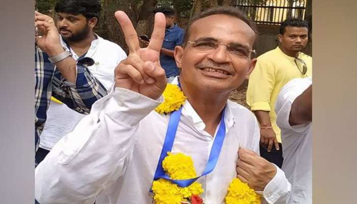 मोदी लहर के बीच BJP की गोवा में हुई बड़ी हार, मनोहर पर्रिकर की सीट गंवाई मोदी लहर के बीच BJP की गोवा में हुई बड़ी हार, मनोहर पर्रिकर की सीट गंवाई
