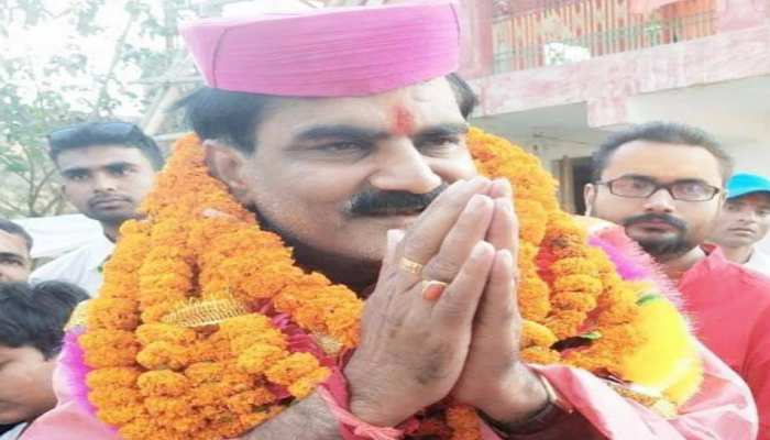 दरभंगा सीट पर बीजेपी की धमाकेदार जीत, गोपाल जी ठाकुर 2 लाख 69 हजार वोट से जीते दरभंगा सीट पर बीजेपी की धमाकेदार जीत, गोपाल जी ठाकुर 2 लाख 69 हजार वोट से जीते
