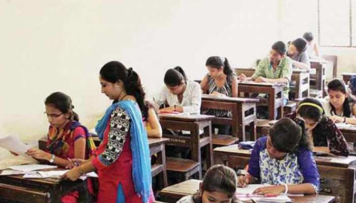 यूपी के सरकारी अध्यापकों को मनचाही पोस्टिंग, आवेदन का आज आखिरी मौका यूपी के सरकारी अध्यापकों को मनचाही पोस्टिंग, आवेदन का आज आखिरी मौका