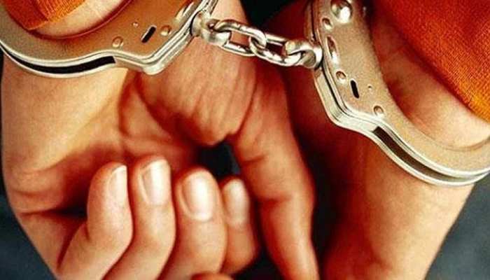 किशोरी का पीछा करने और परेशान करने के मामले में 2 साल का सश्रम कारावास किशोरी का पीछा करने और परेशान करने के मामले में 2 साल का सश्रम कारावास